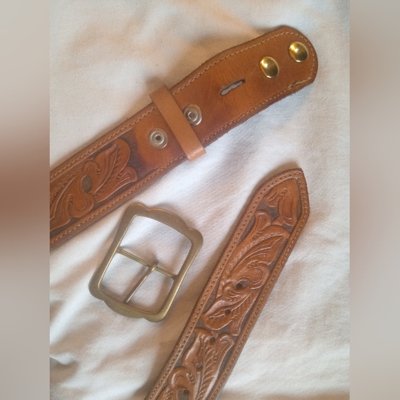 Full grain leather belt - Picture 2 of 7